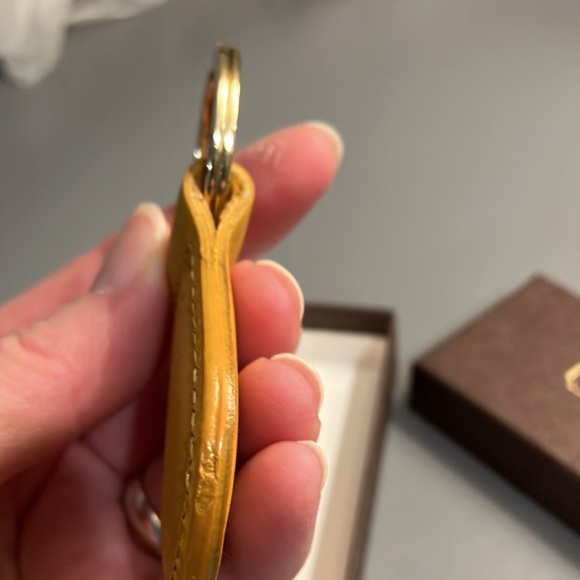 Coach Vintage Classic Key Fob - Picture 6 of 13